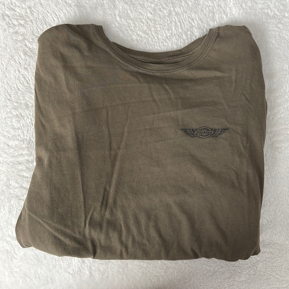 Dickies Long Sleeve Graphic T-Shirt